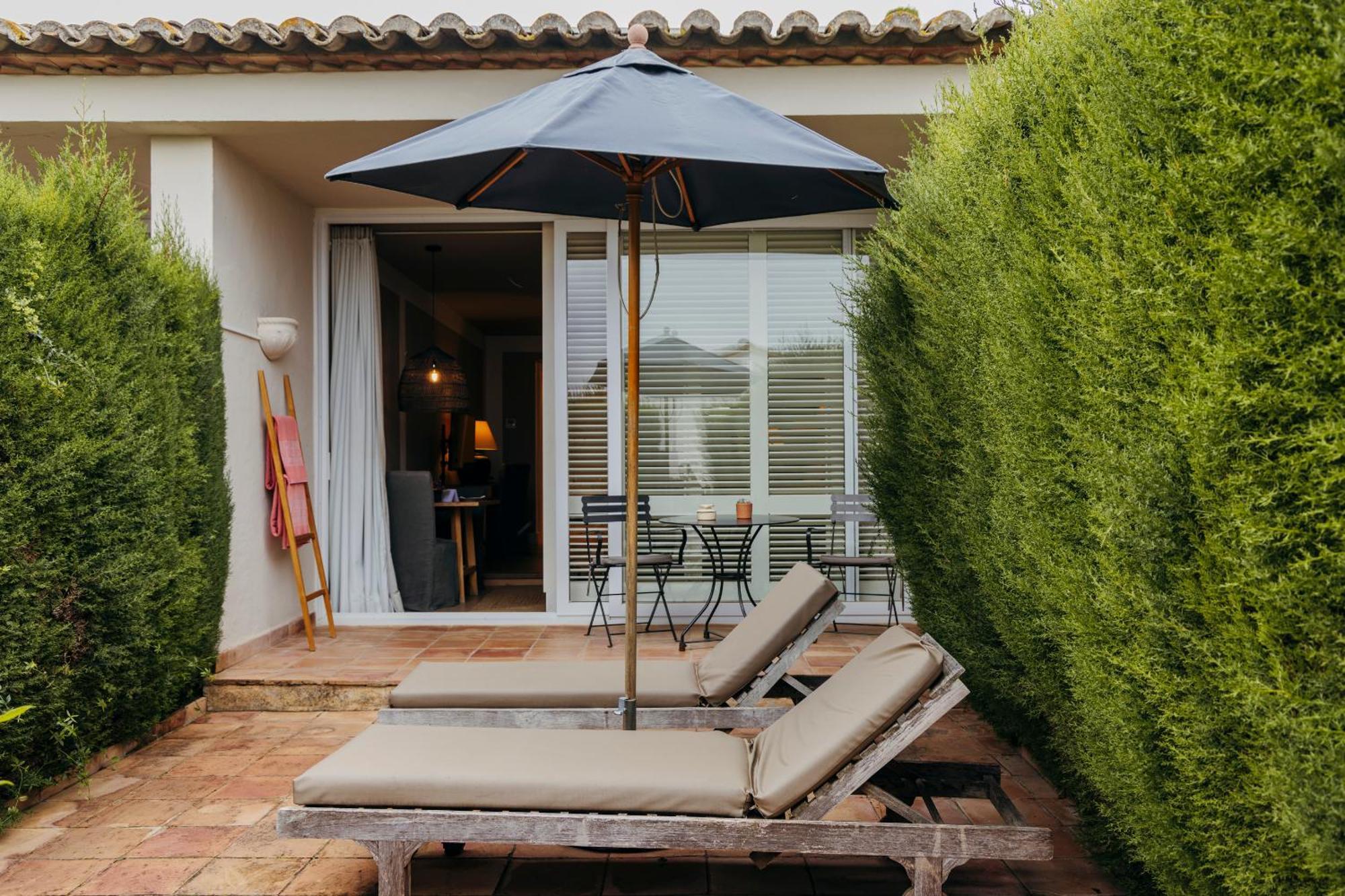 Suite with Garden View,1758352054:JPEG